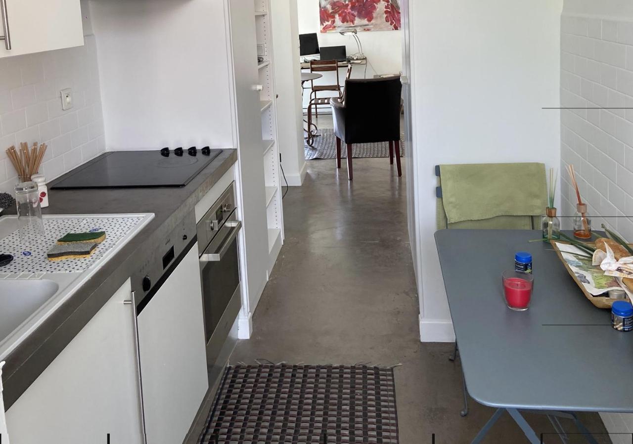 Les Pieds dans l'Ô - Appartement 50m2 Front de mer Saint-Cyr-sur-Mer Exterior foto