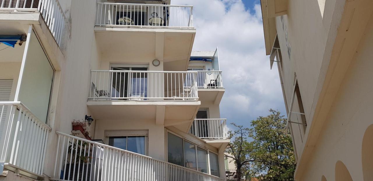 Les Pieds dans l'Ô - Appartement 50m2 Front de mer Saint-Cyr-sur-Mer Exterior foto