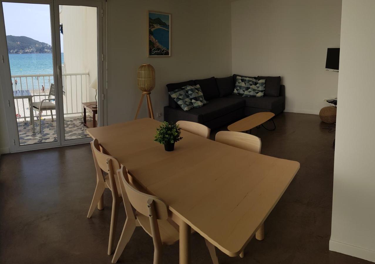 Les Pieds dans l'Ô - Appartement 50m2 Front de mer Saint-Cyr-sur-Mer Exterior foto